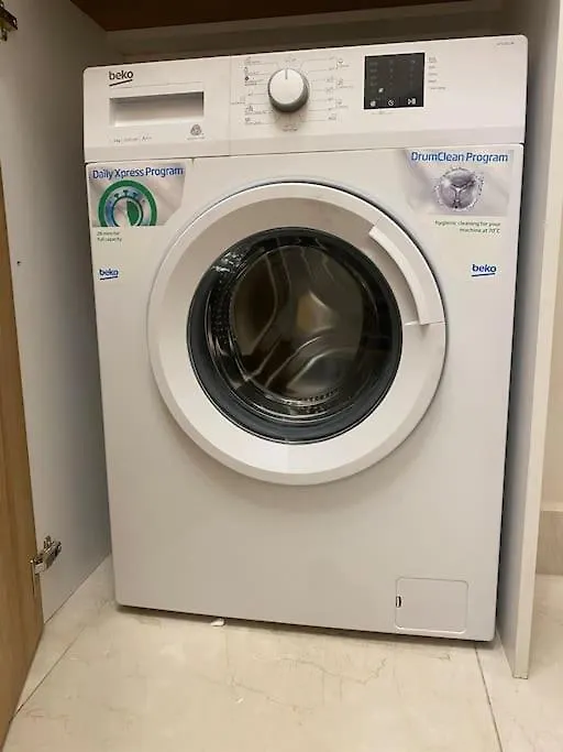 City Centre Stylish Apartament With Private Backyard ソフィア アパート